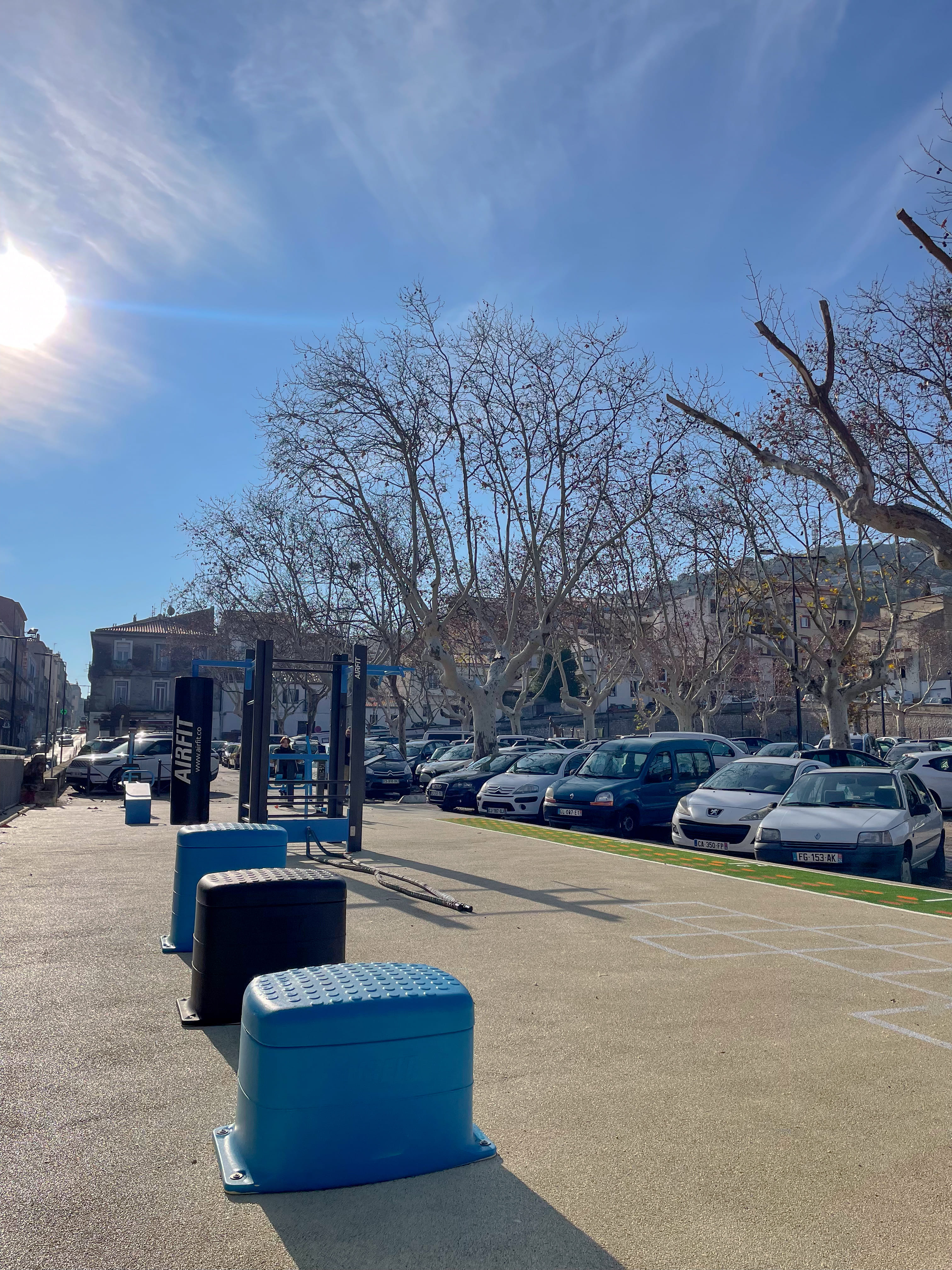 Aire de fitness installée par AirFit à Sète — vue 2