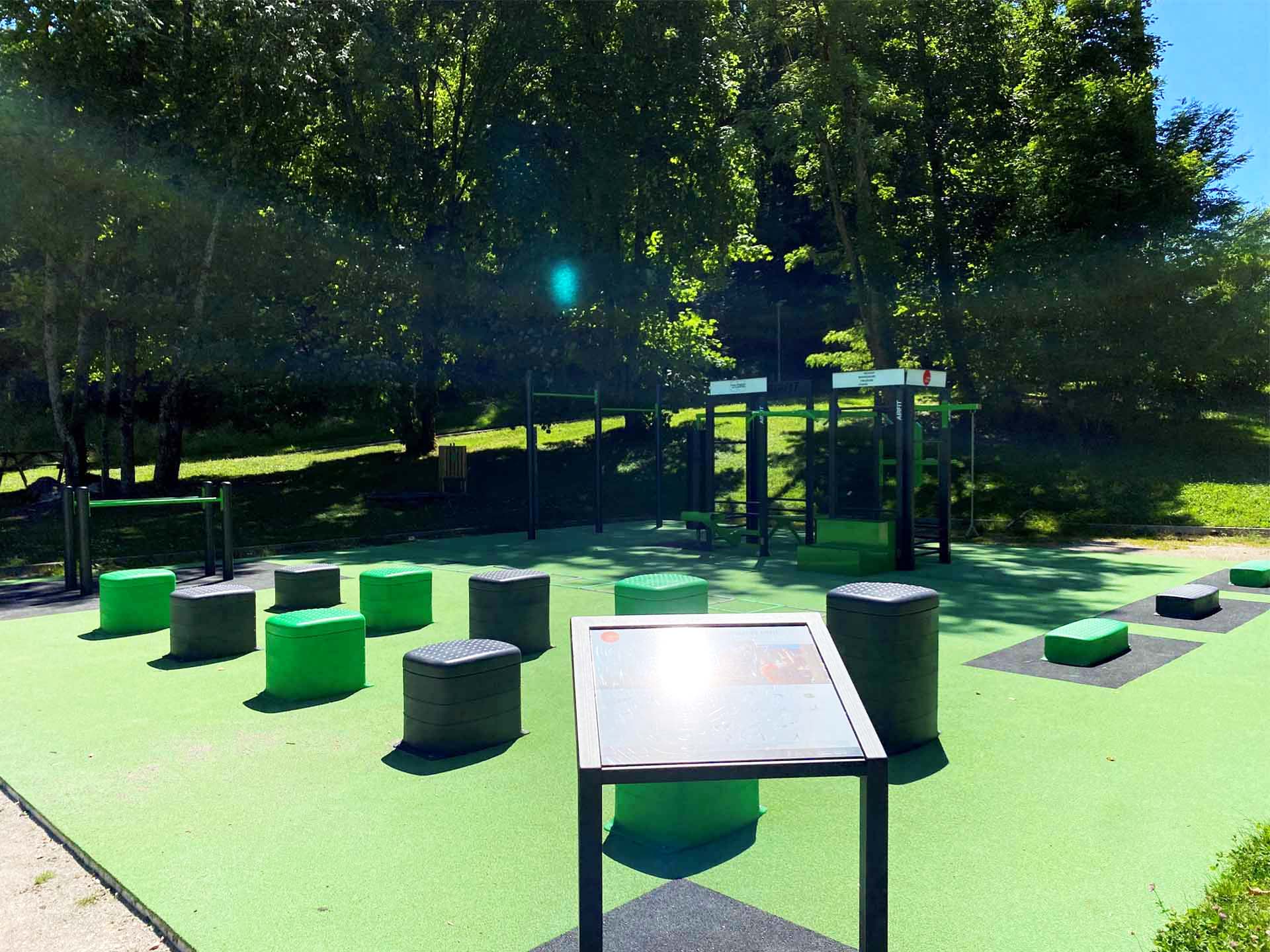 Aire de fitness AirFit de l'université de Franche-Comté à Besançon — vue 2