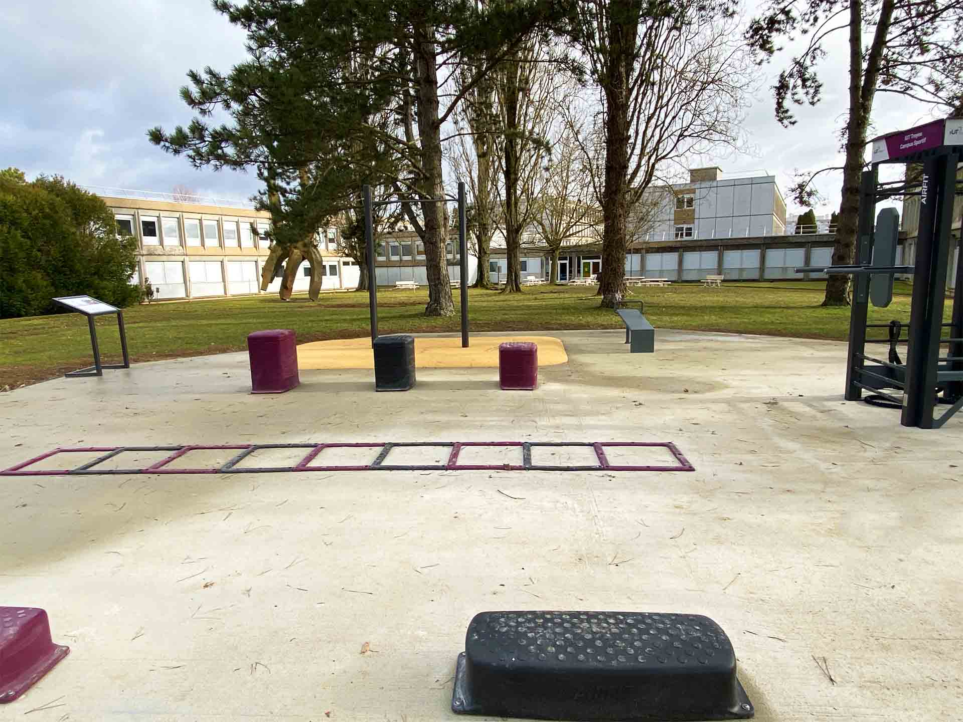 Plateau sportif en accès libre pour les étudiants de l'IUT de Troyes