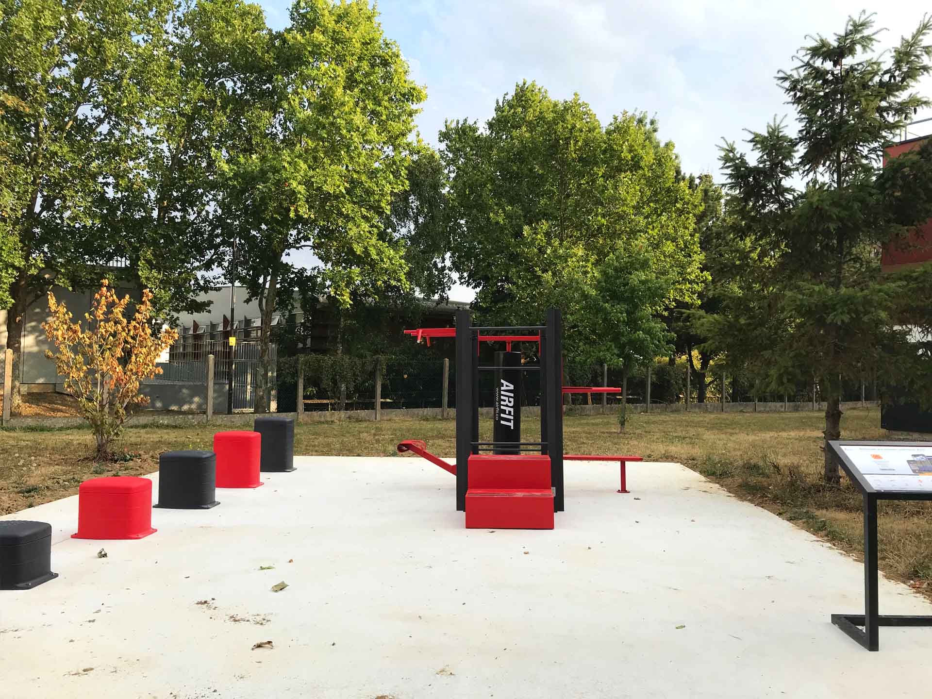 Structures de sport en extérieur à Antony