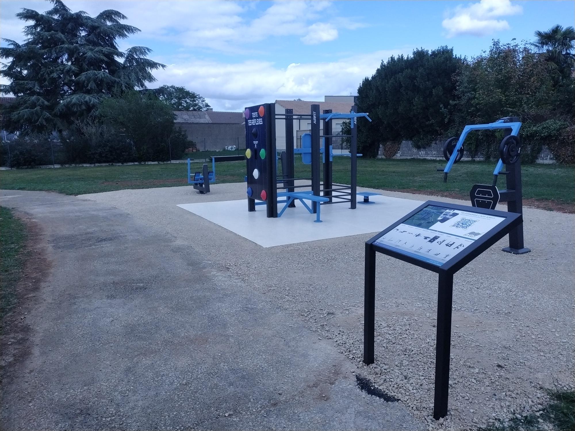 Équipements sportifs en plein air AirFit à Biard
