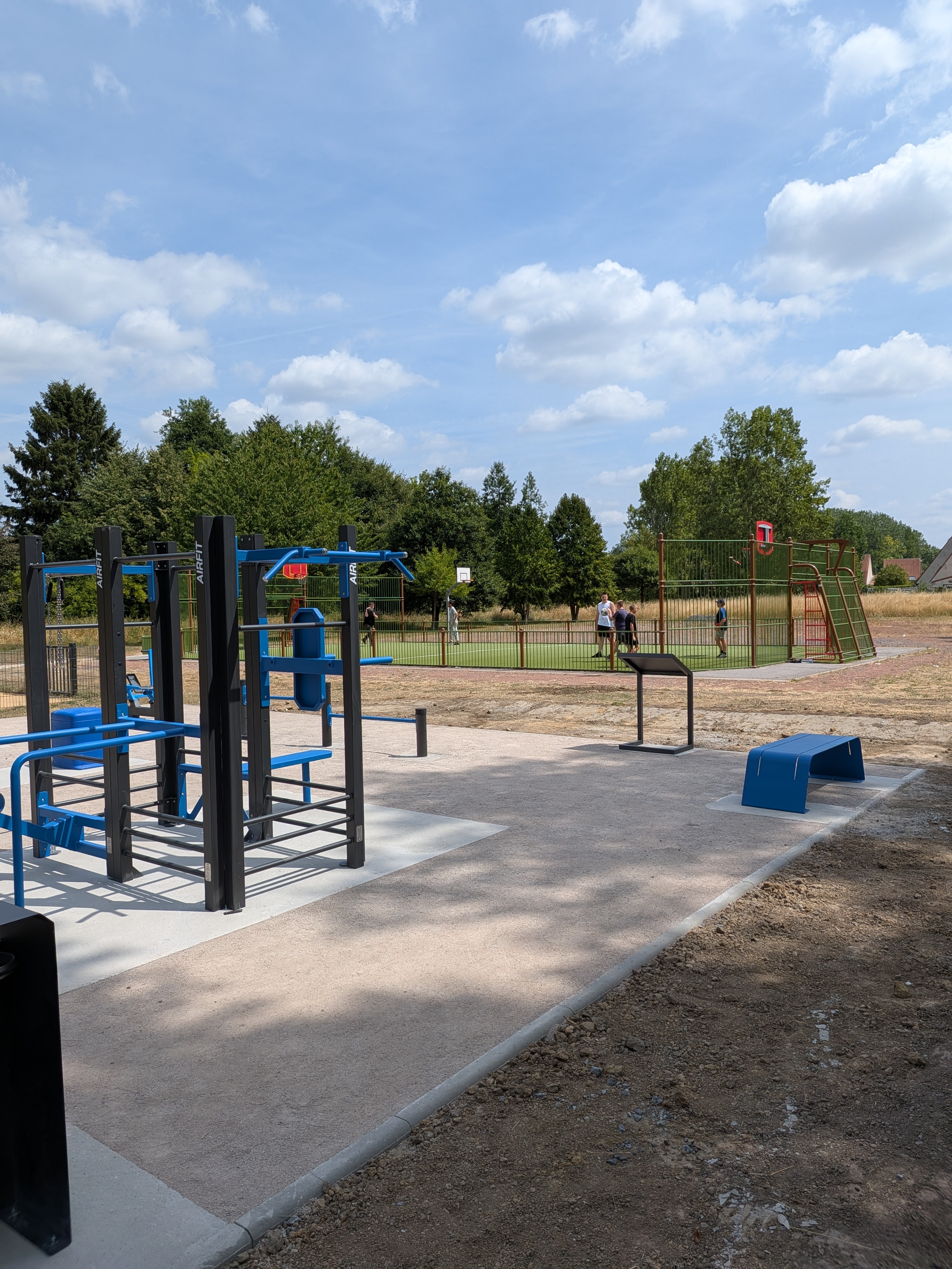 Aire de fitness AirFit en accès libre à Auby (59)