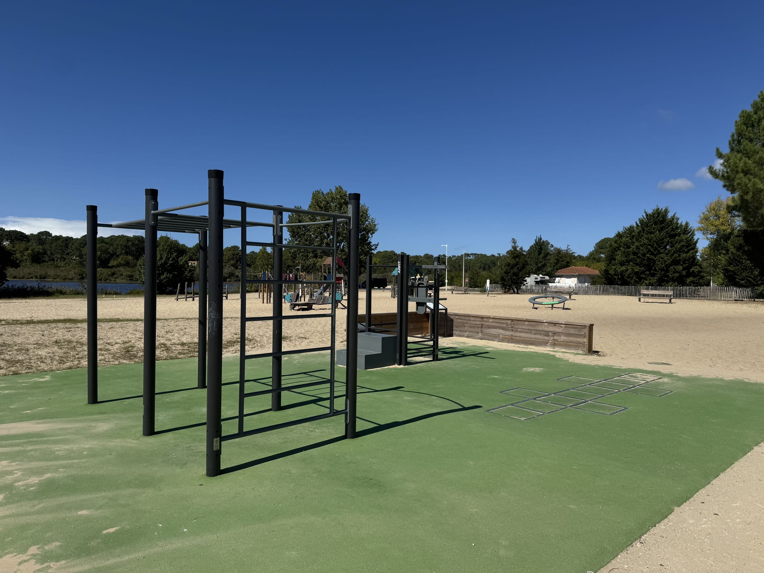 Aire de fitness extérieure AirFit à Biscarrosse Lac