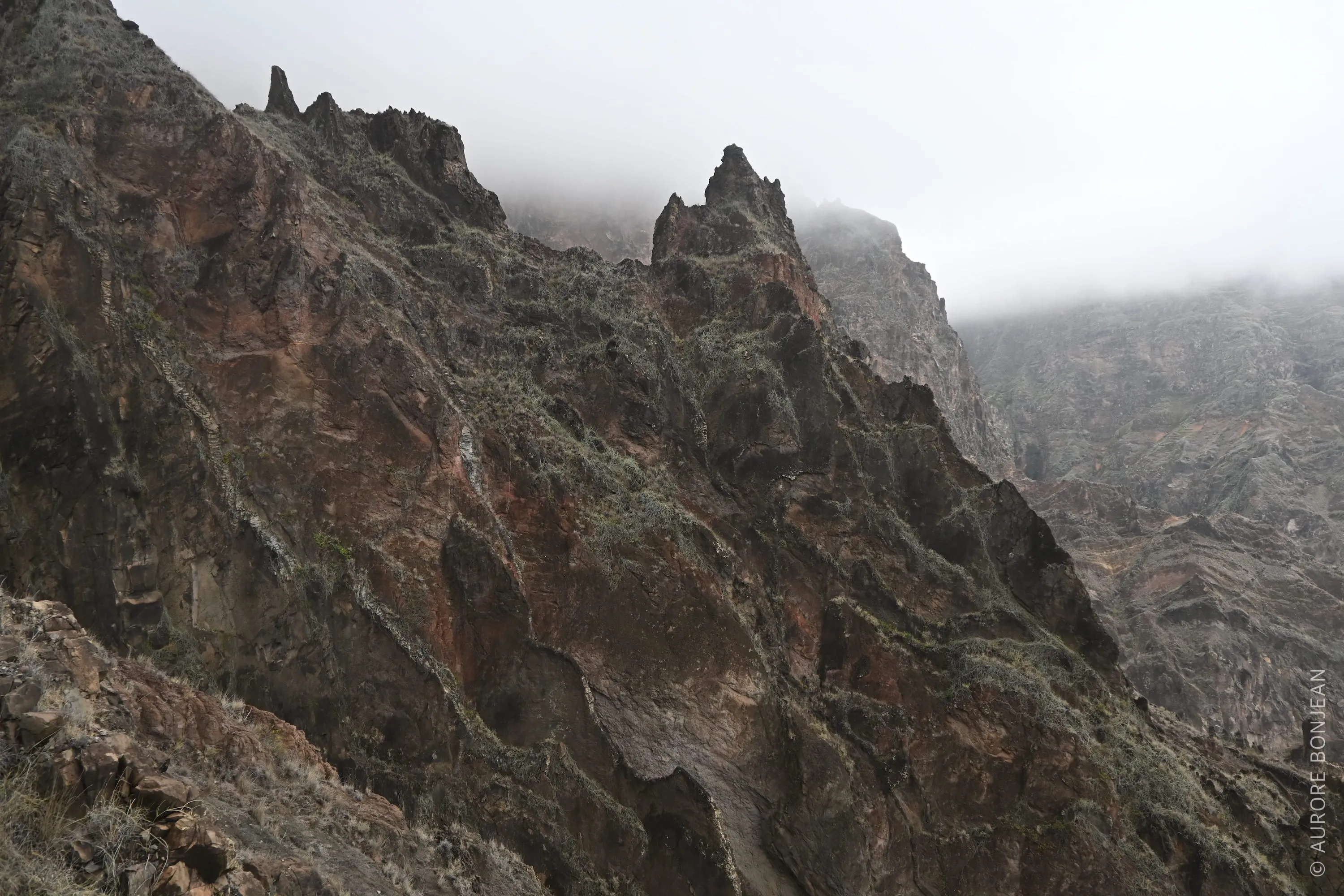 Le Cap-Vert dans le brouillard
