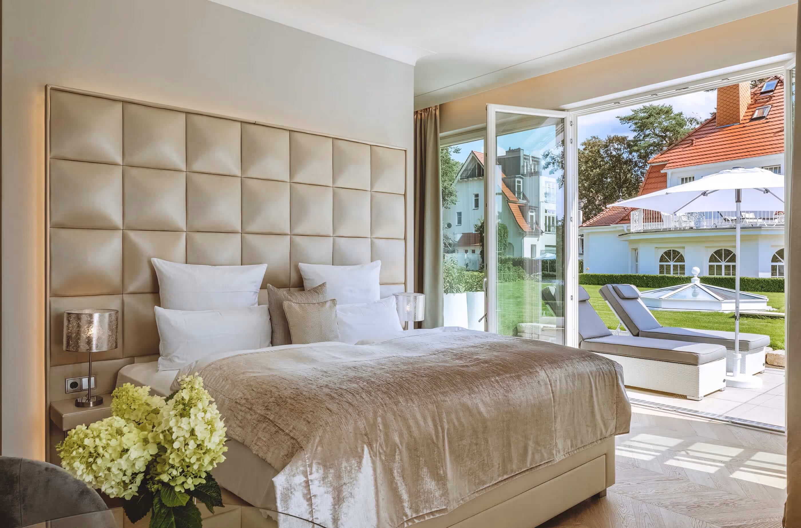 Bed in the bedroom of a Lounge Suite at the Hotel & Spa Resort Villa Contessa