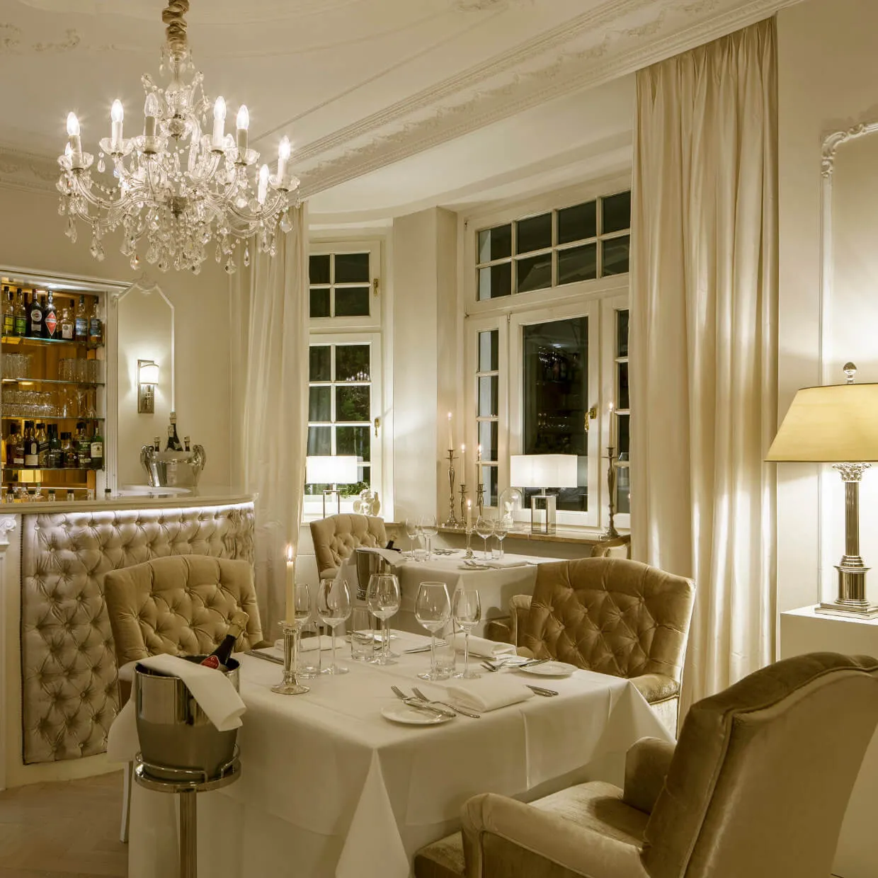 Abendstimmung im Villa Contessa Restaurant | © Villa Contessa - 5 Sterne Superior Hotel & Spa Resort - Bad Saarow / Brandenburg