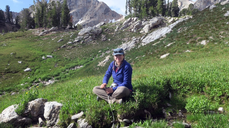 Best-Portable-Water-Filters-777x437