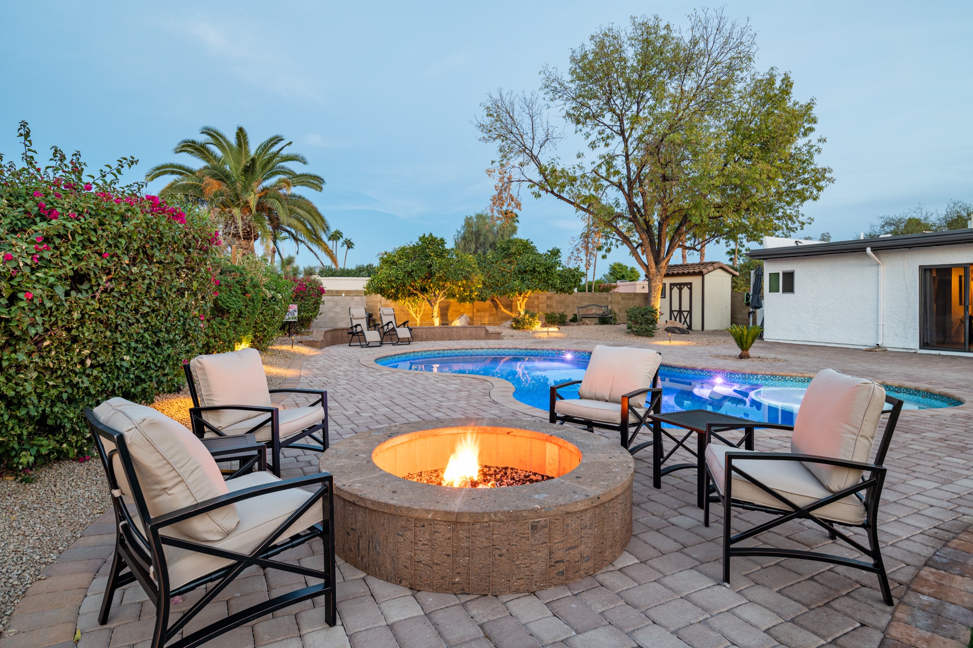 Friess | 8 Guests • 4 Bedrooms • Pool