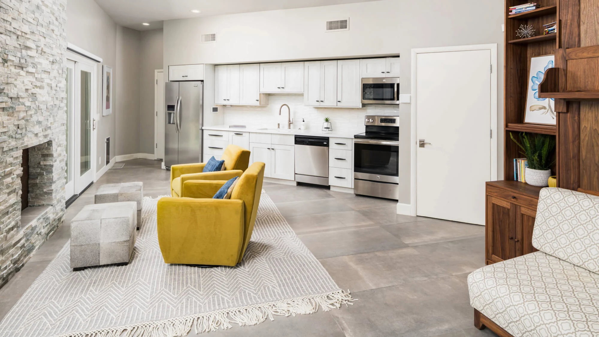 Smart Technology in Rental Management: Revolutionizing Modern Living