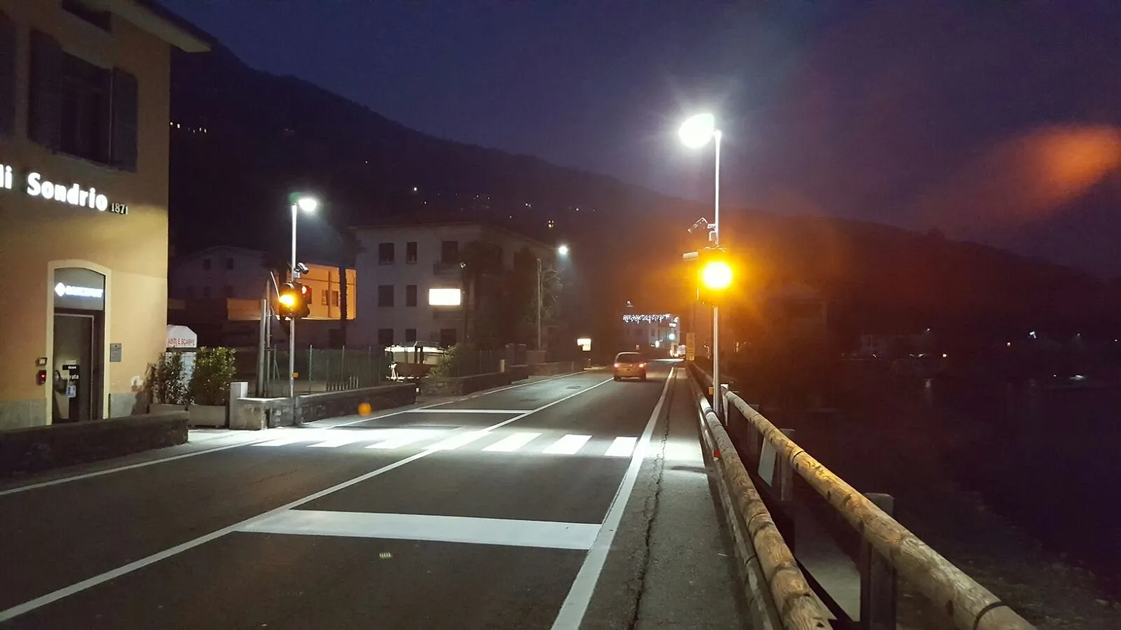 APL - Attraversamenti Pedonali Luminosi. RCT Regolazione Controllo Traffico