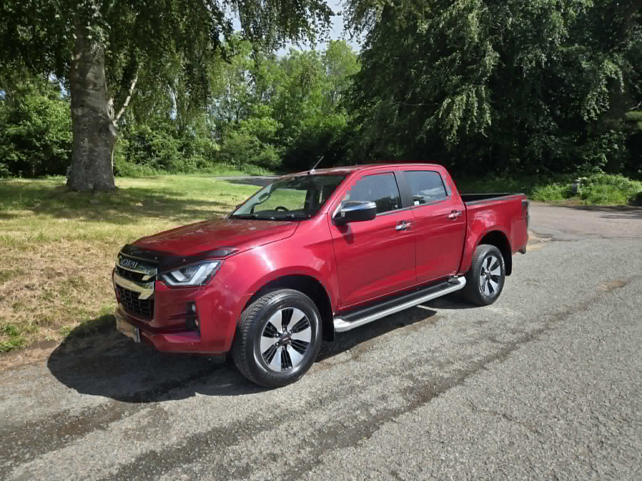 D-MAX