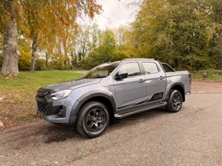 D-MAX