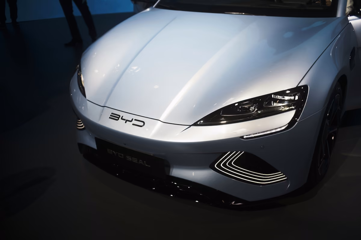 The frontend of a BYD Seal electric car finished in silver 