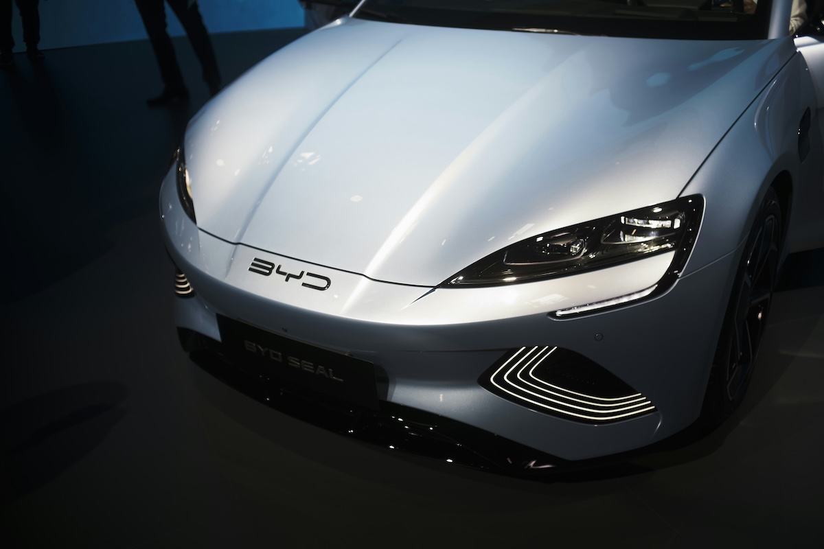 The frontend of a BYD Seal electric car finished in silver 