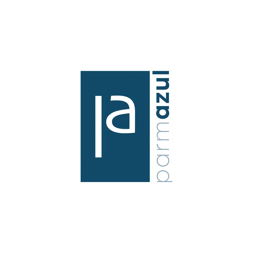 Parmazul logo with white 'pa' letters inside a blue square and 'parmazul' vertically on the right.