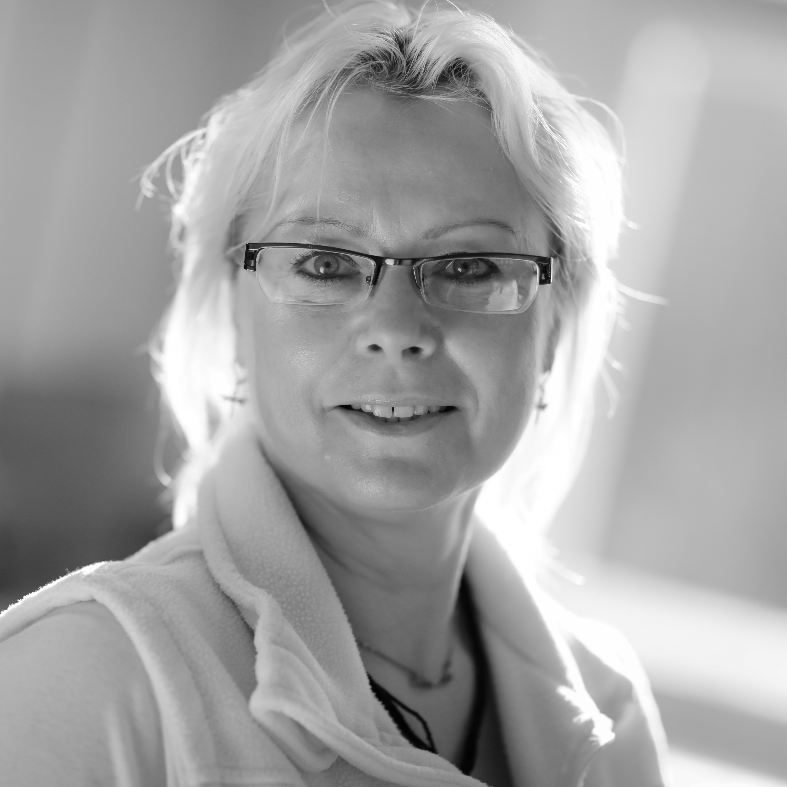 Budova základní školy Montessori Mozaika při pohledu z venku