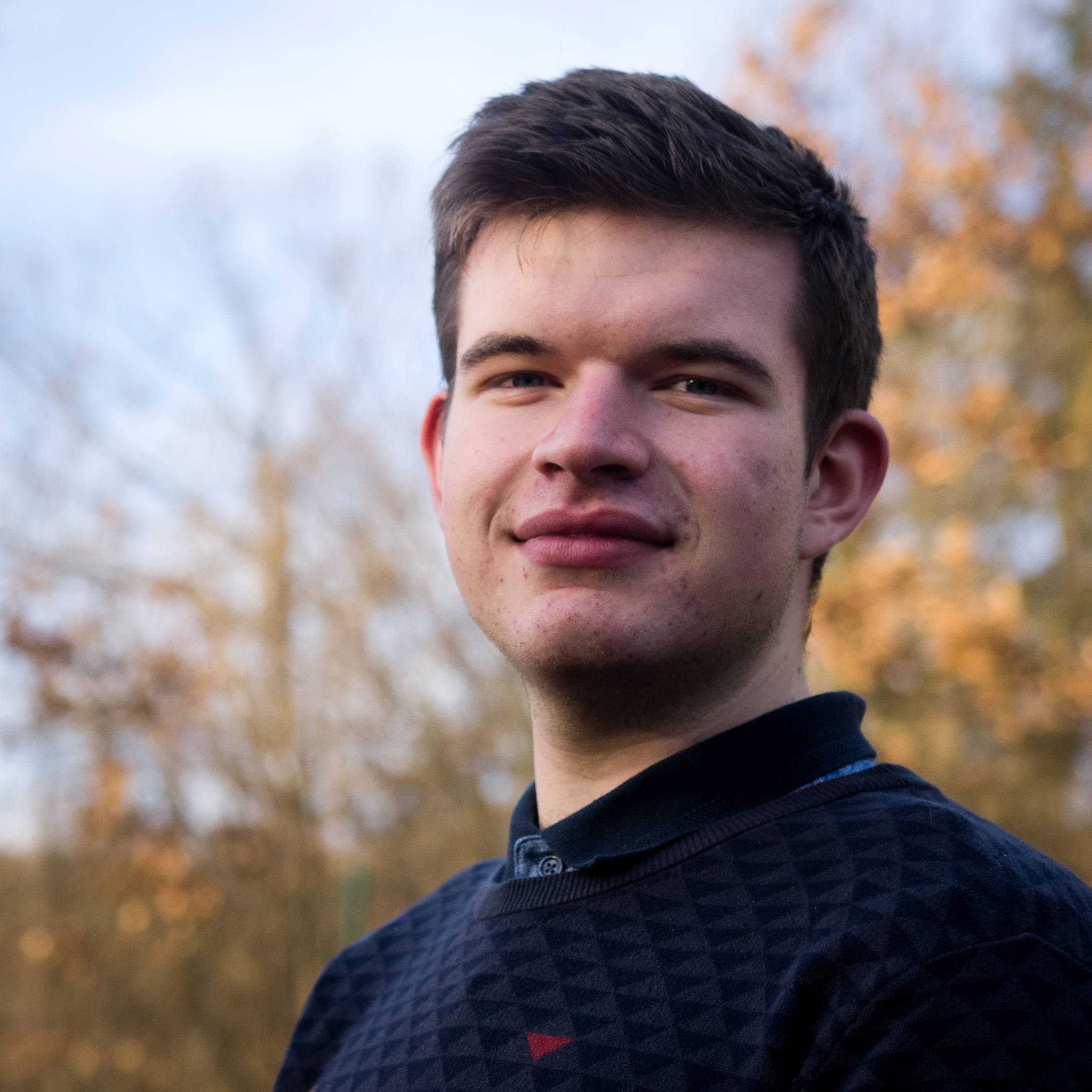 Budova základní školy Montessori Mozaika při pohledu z venku