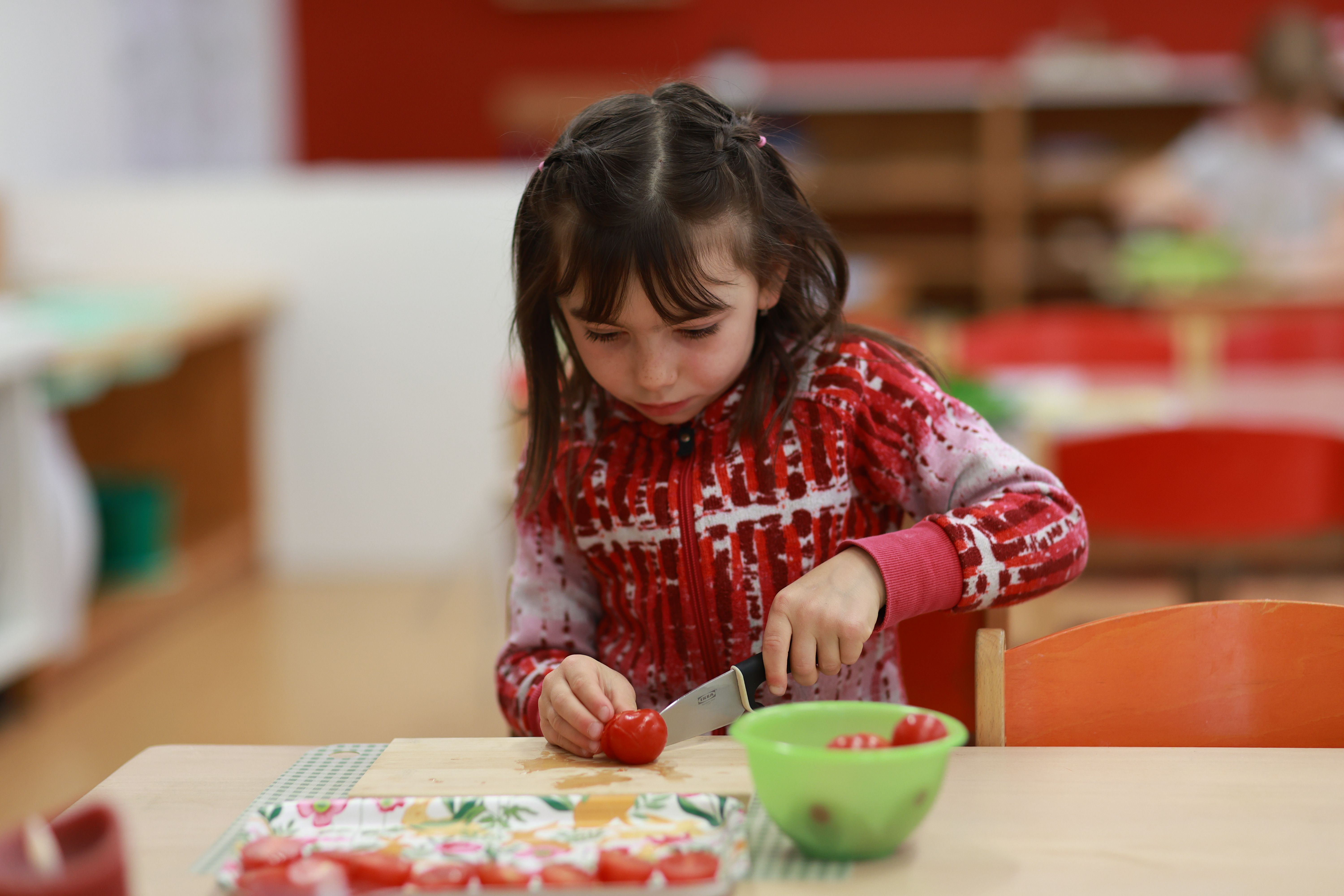 Budova základní školy Montessori Mozaika při pohledu z venku
