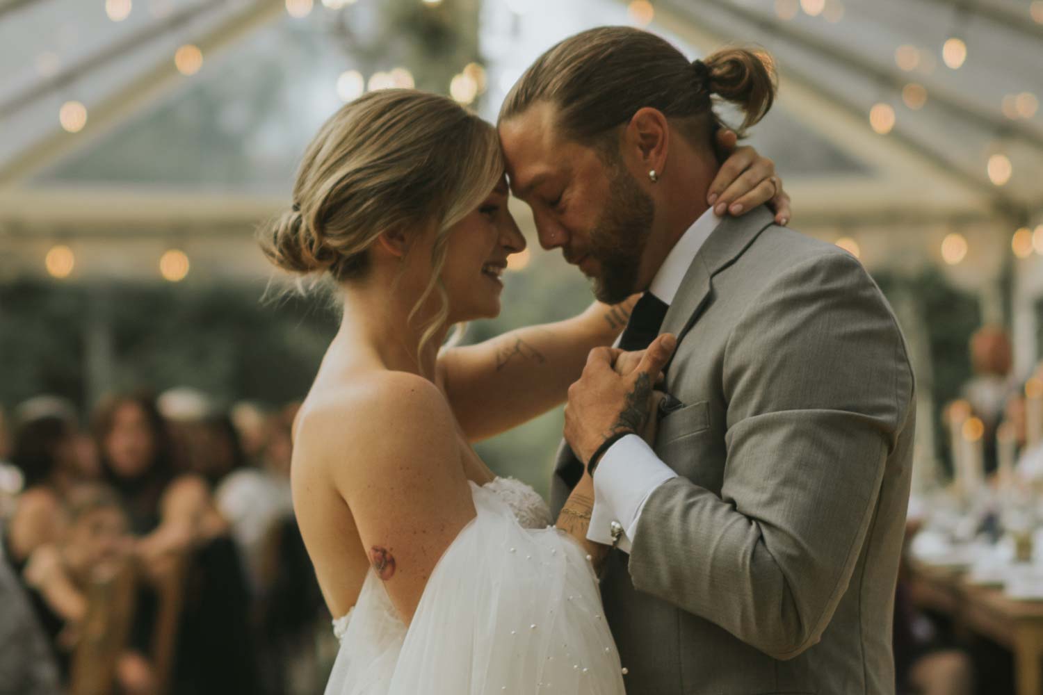 couple first dance in Calgary