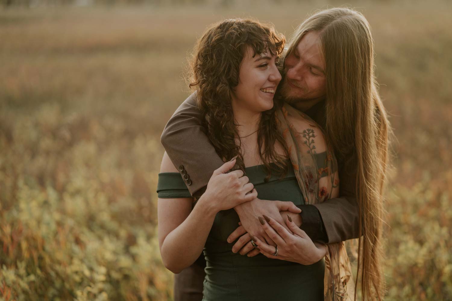 a sunset wedding in Fish Creek, Calgary