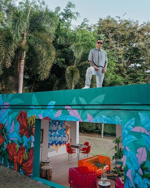 Daddy Yankee rents his huge mansion through Airbnb