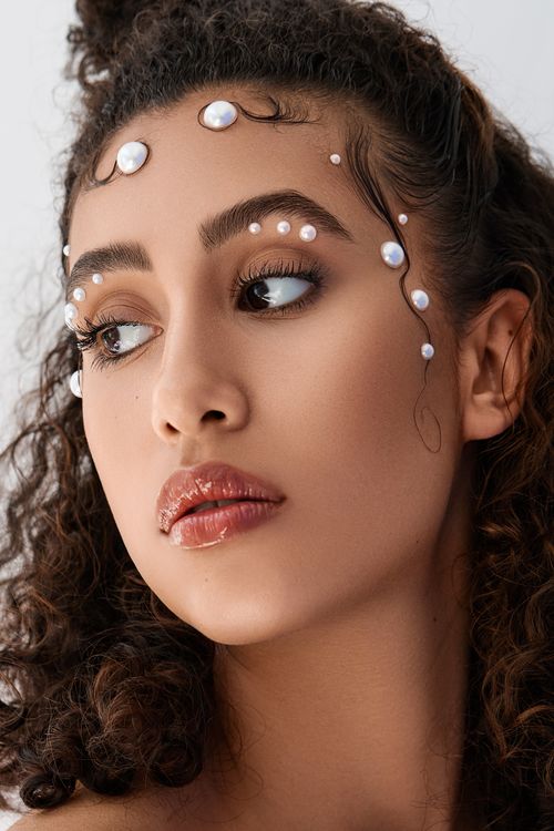 art make-up and hair by thais kreuzer