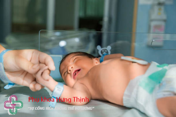 Tiêu chảy ở trẻ sơ sinh 2 tháng tuổi nguy hiểm thế nào?