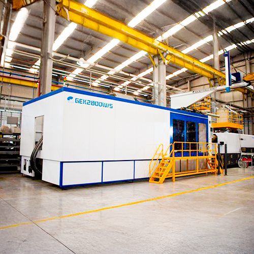 Capacidade produtiva e inovação: os diferenciais da Acrilys para grandes projetos industriais