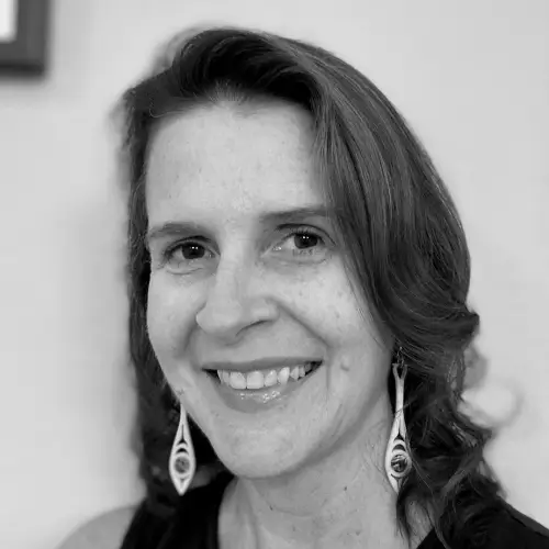 Julie Avery, RD