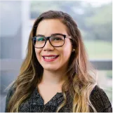 woman dietitian headshot
