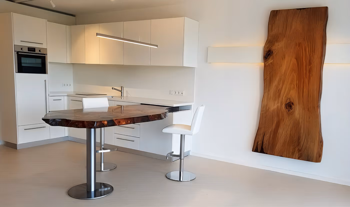 Unique table and solid tabletops made of burl wood and tree trunks on display for Switzerland and Luxembourg