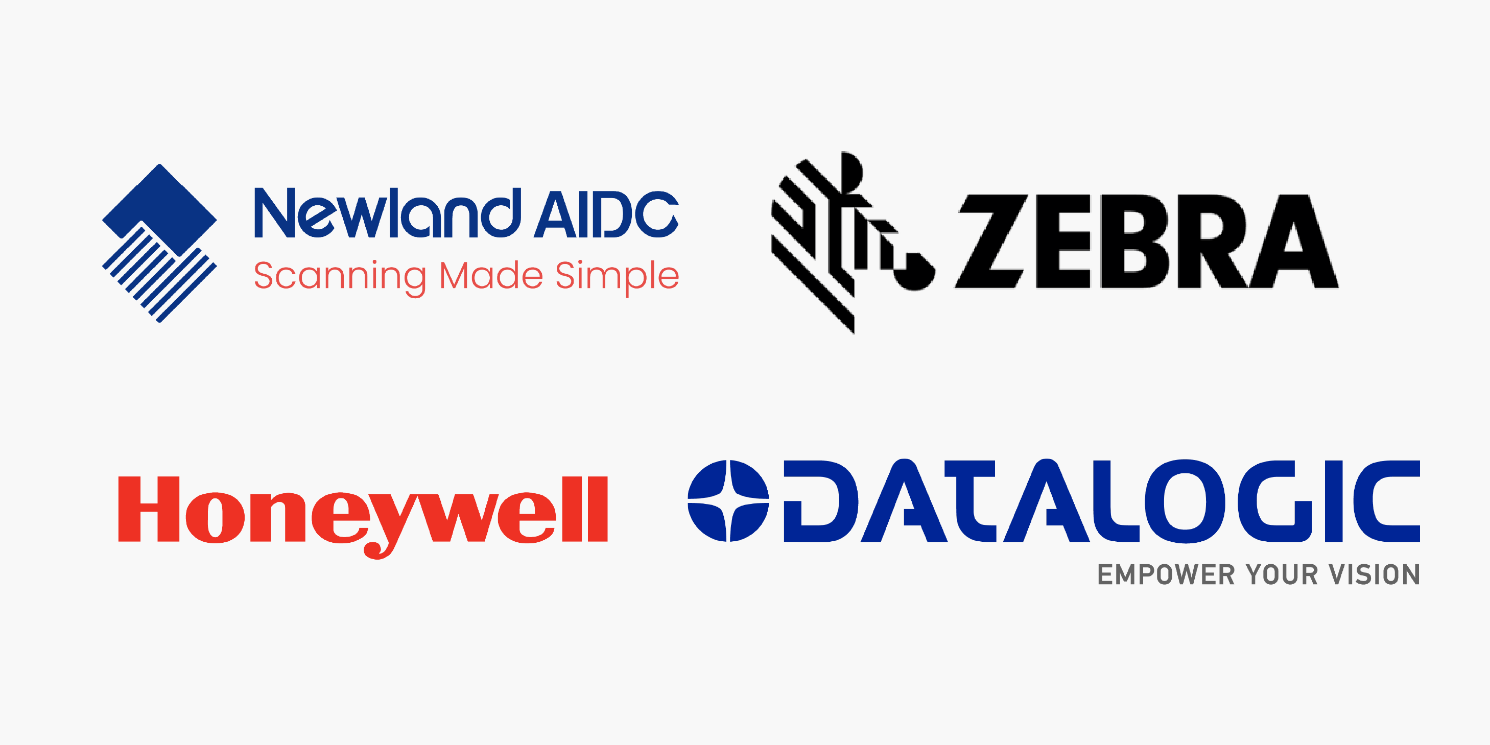 hånd griber ned i papkasse med tomme dåser og plastikposer