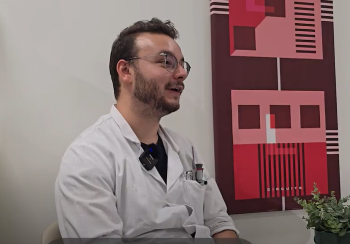 Découvrez le quotidien d'un Technicien Maintenance Curative chez ALL Circuits au travers de ce portrait de Pierre JOONNEKIN...