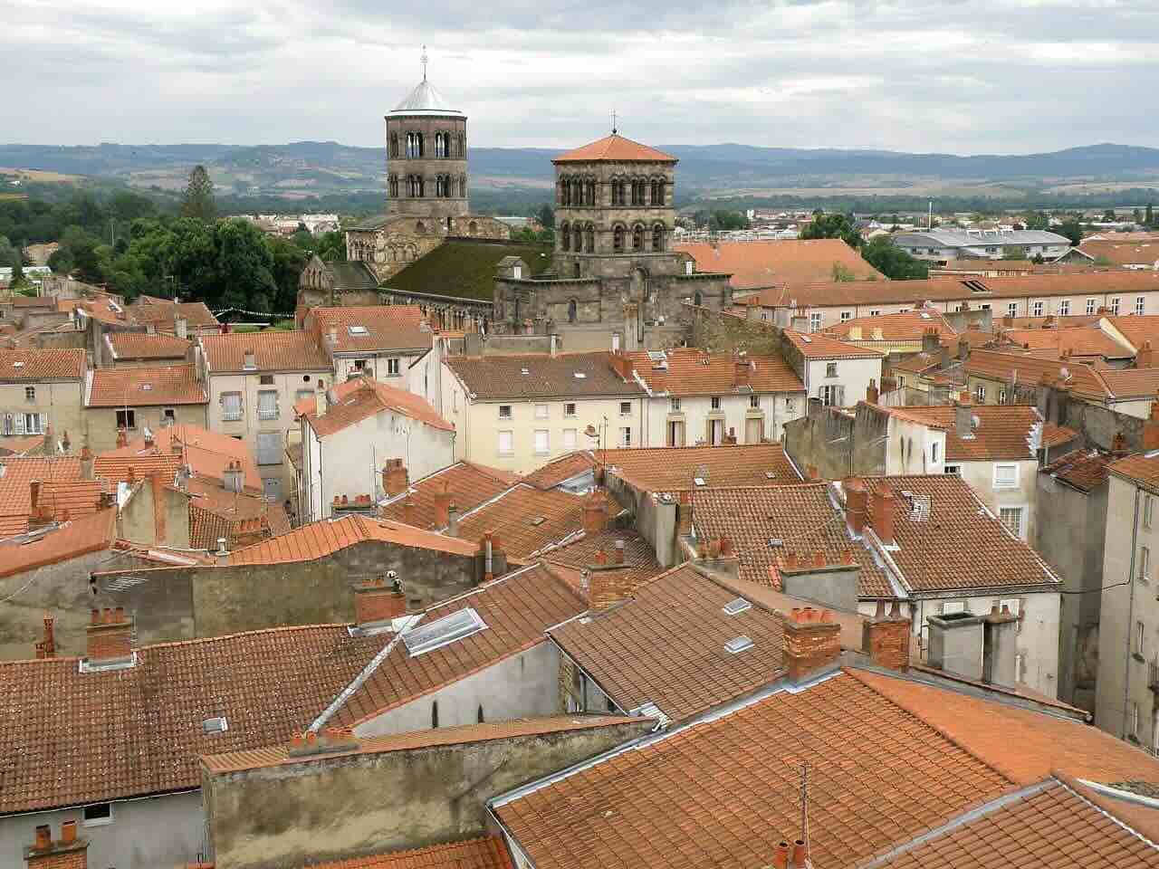 Issoire : une mobilité urbaine optimisée et sécurisée par des bornes SUMO-AB