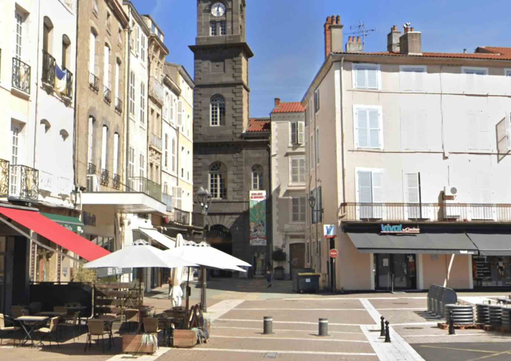 Préservation d’une zone piétonne commerçante par des bornes automatiques