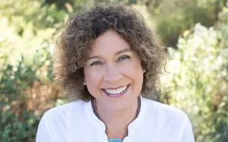 rnz : A Trans Woman On Losing Male Privilege