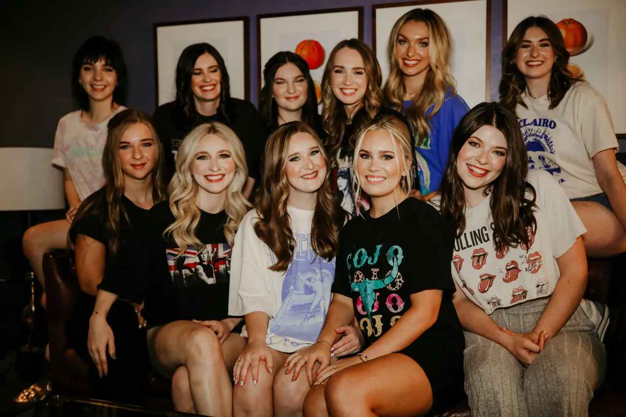 11 bridesmaids on a single couch is too much