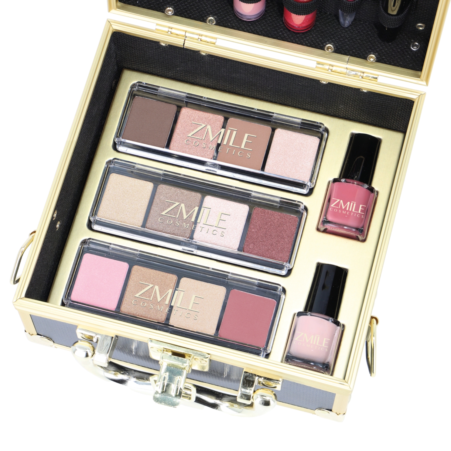 Geöffneter Schminkkoffer in Gold und Schwarz mit Blick auf Lidschattenpaletten, Rouge und Highlighter und Nagellack.
