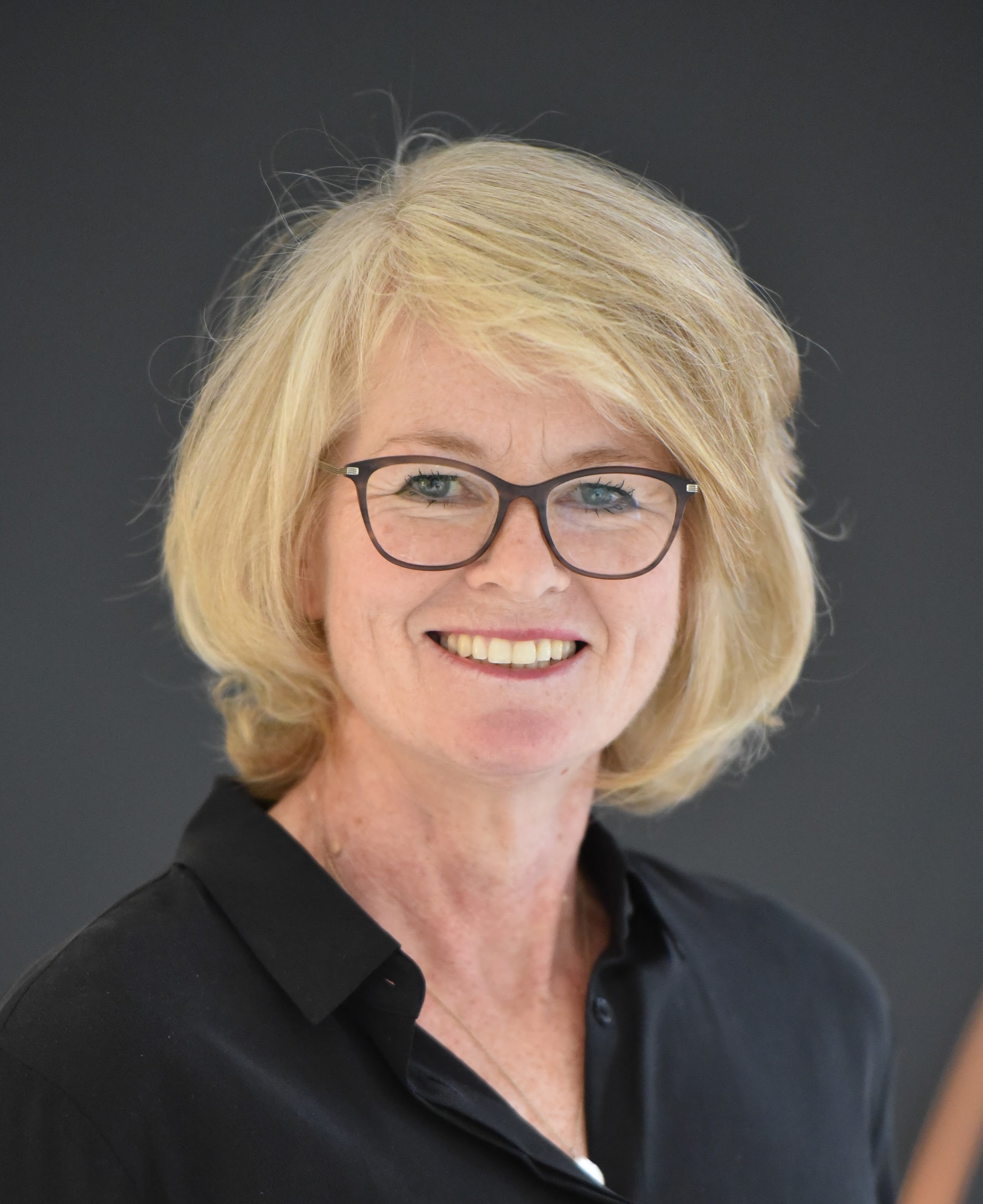 Dr Sally Louden portrait