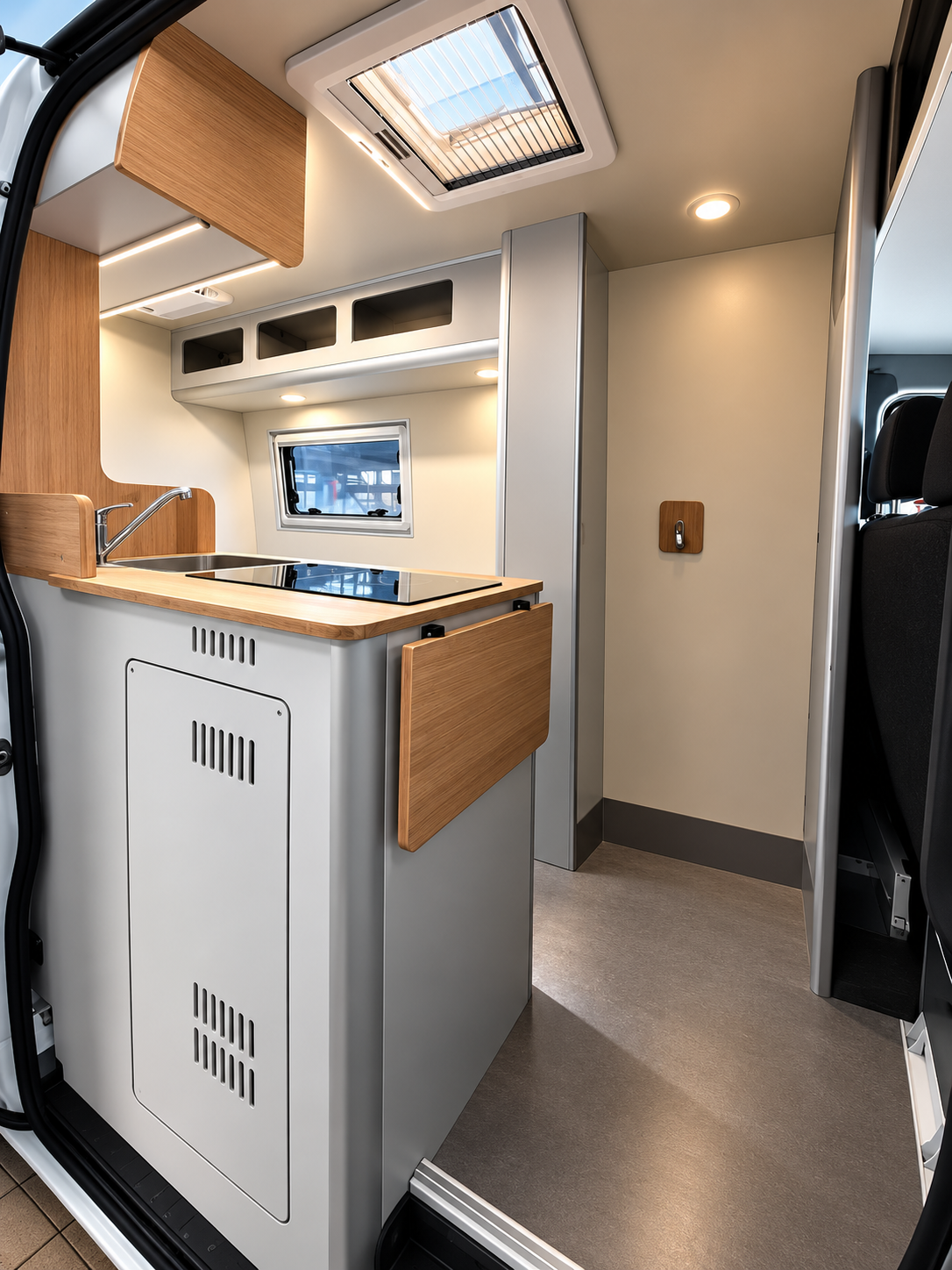 Caperizzazione Mercede Sprinter H2 L4 - Ingresso laterale