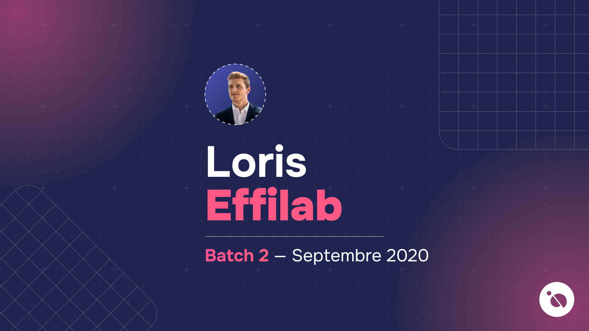portrait circulaire d’un formateur sur fond bleu violet indiquant loris effilab batch 2 septembre 2020