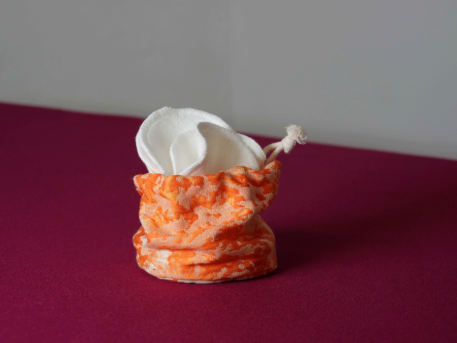 pochon orange + lingettes démaquillantes