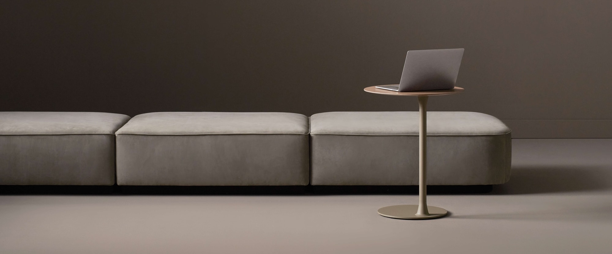 Laptop Tables | Davis Furniture