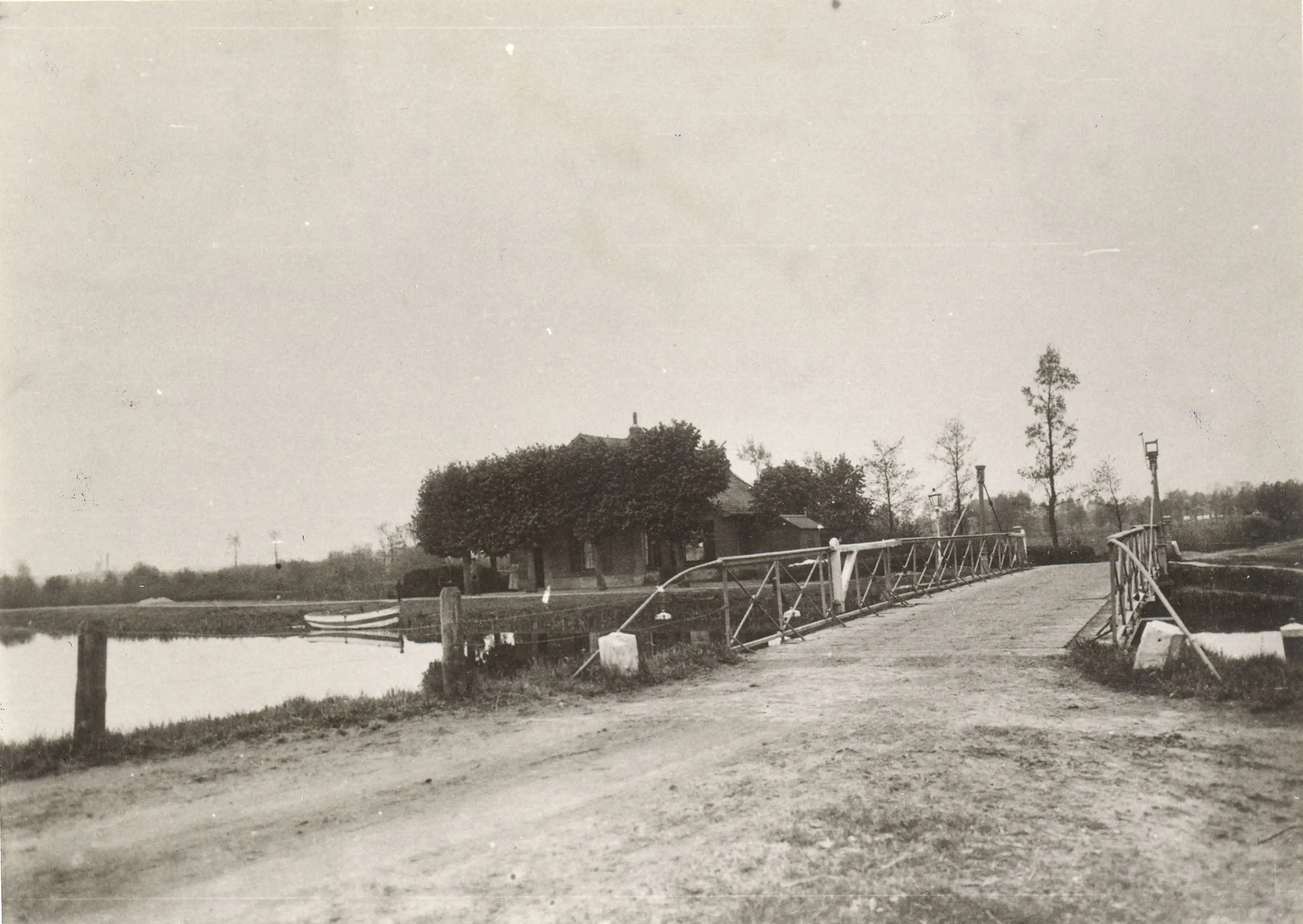 Het kanaal bij de Woudwegbrug, ter hoogte van Lieren, 1912