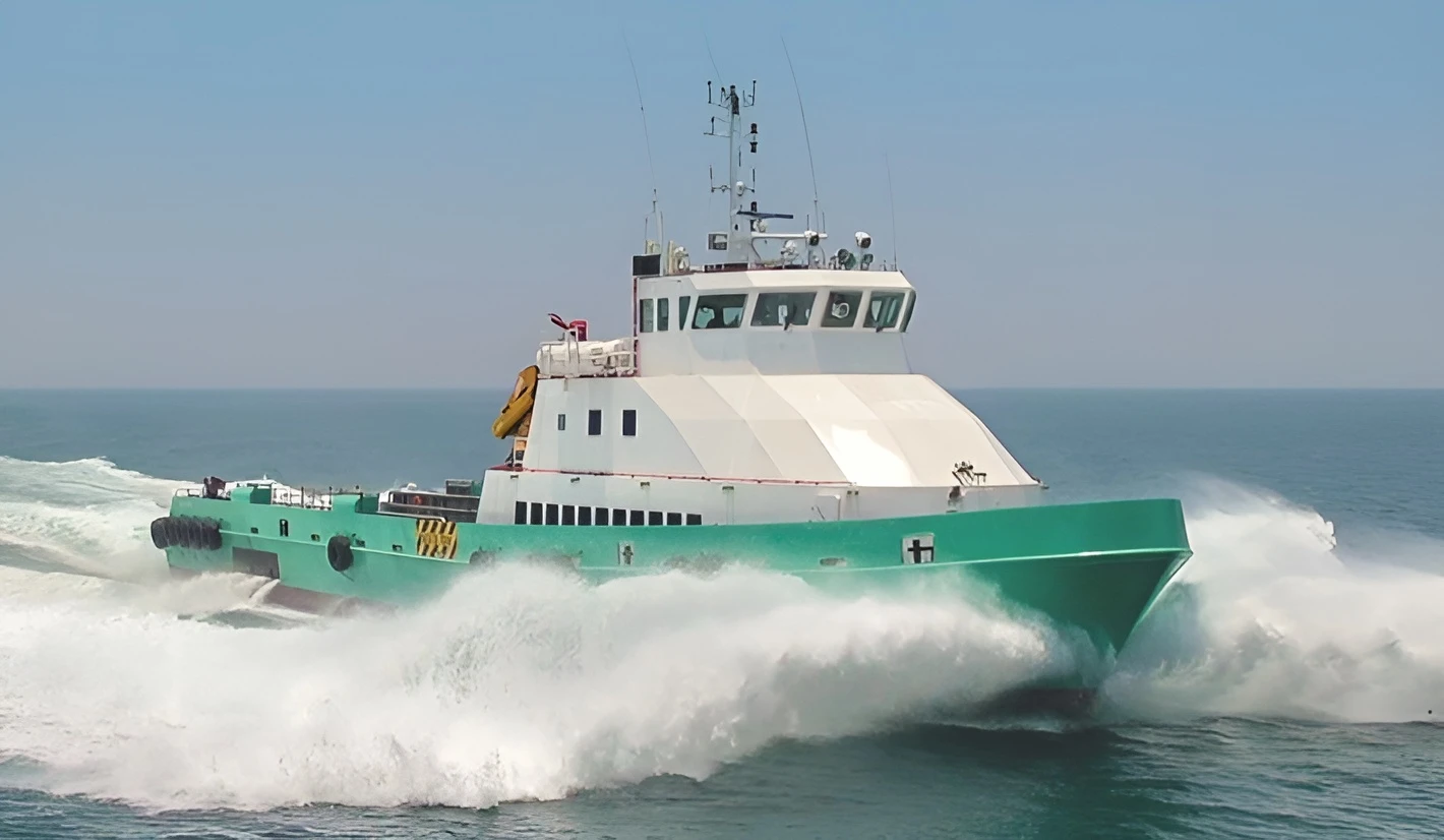 Crew Boat 2
