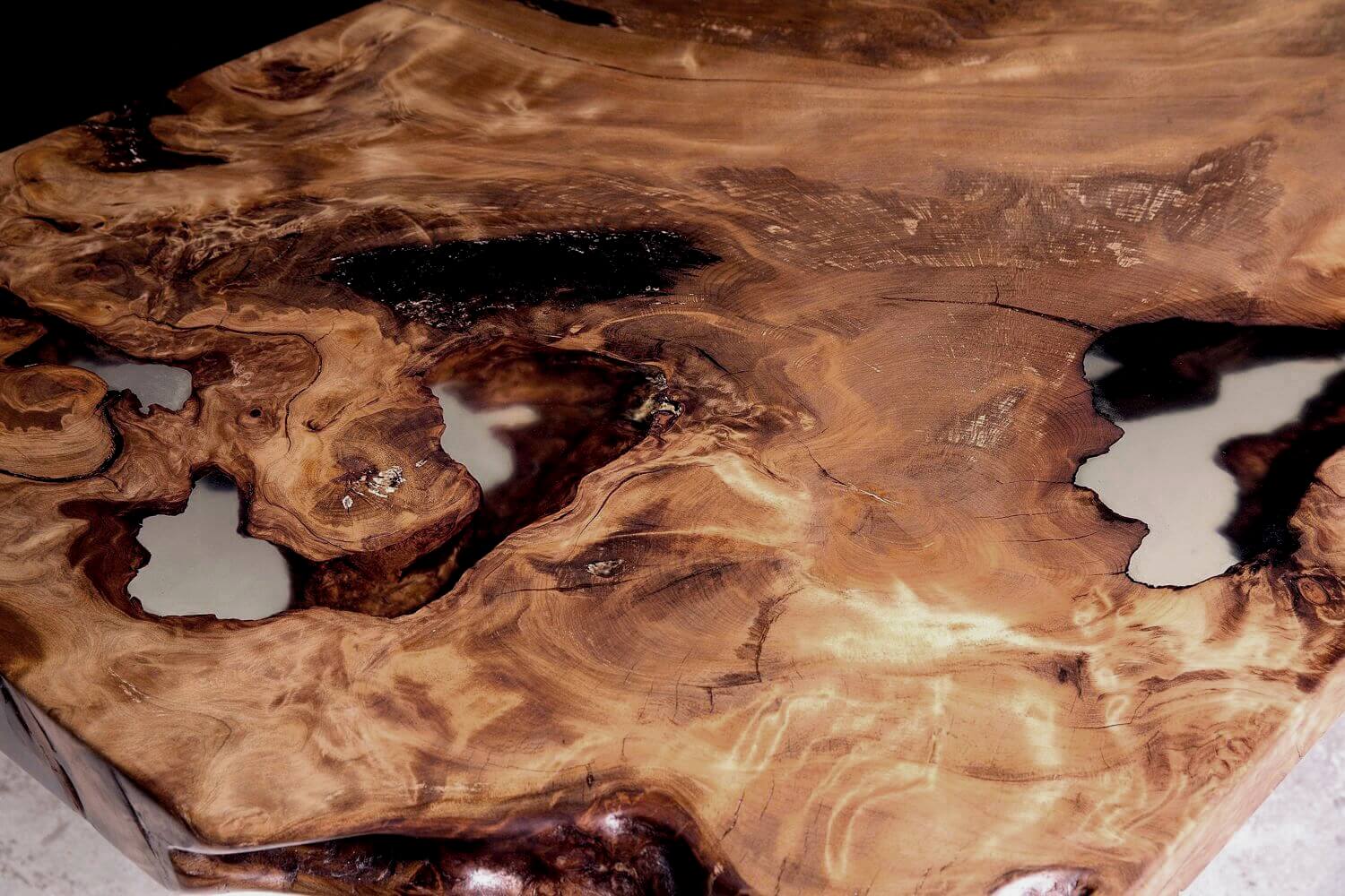 Designer table with unique solid burl wood table top, incomparable wooden table and large design table valuable exclusive kauri unique item