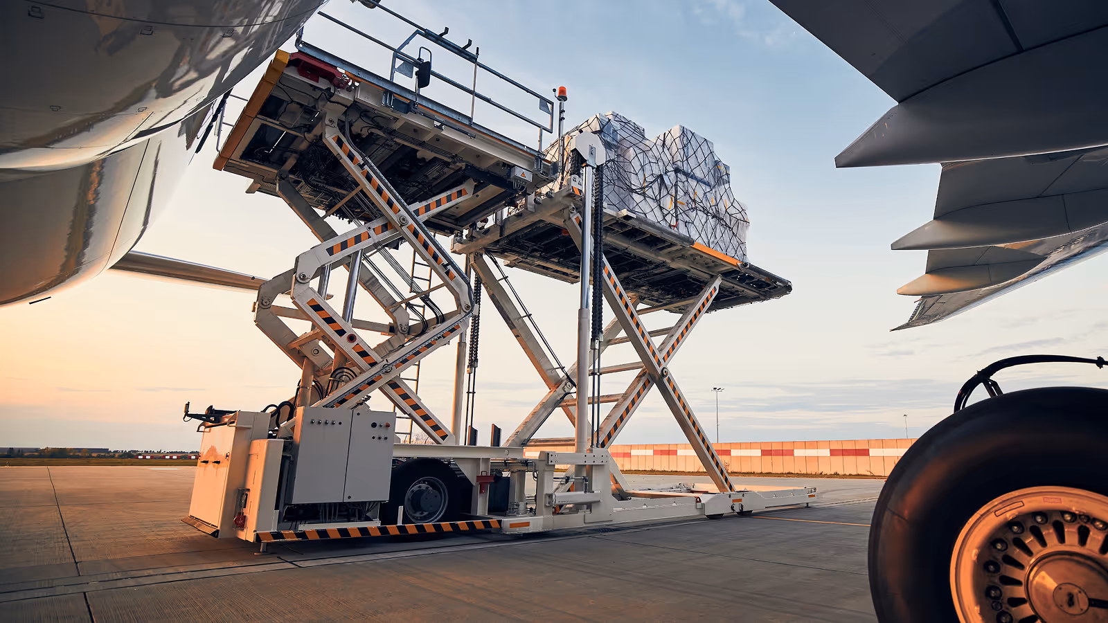 Workforce Planning for Cargo Handling