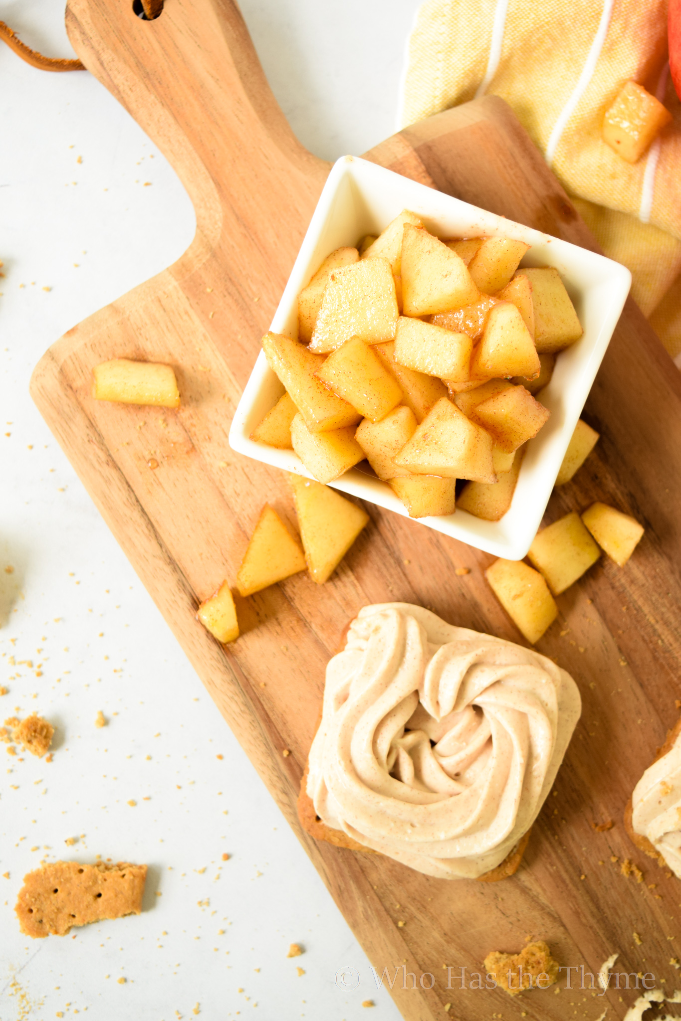 Gluten Free Apple-Cinnamon No-Bake Cheesecake