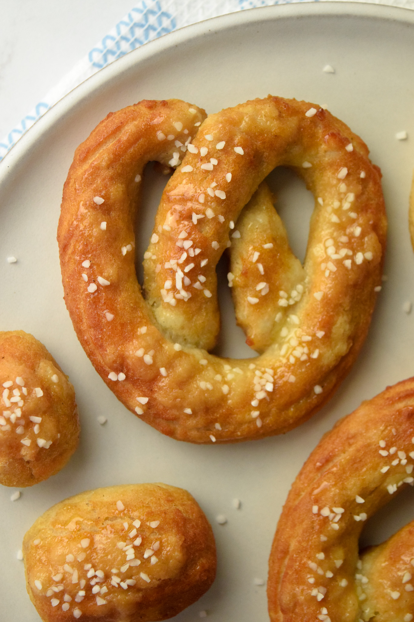 Easy Gluten Free Soft Pretzels