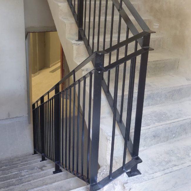 Flat bar mild steel balustrade